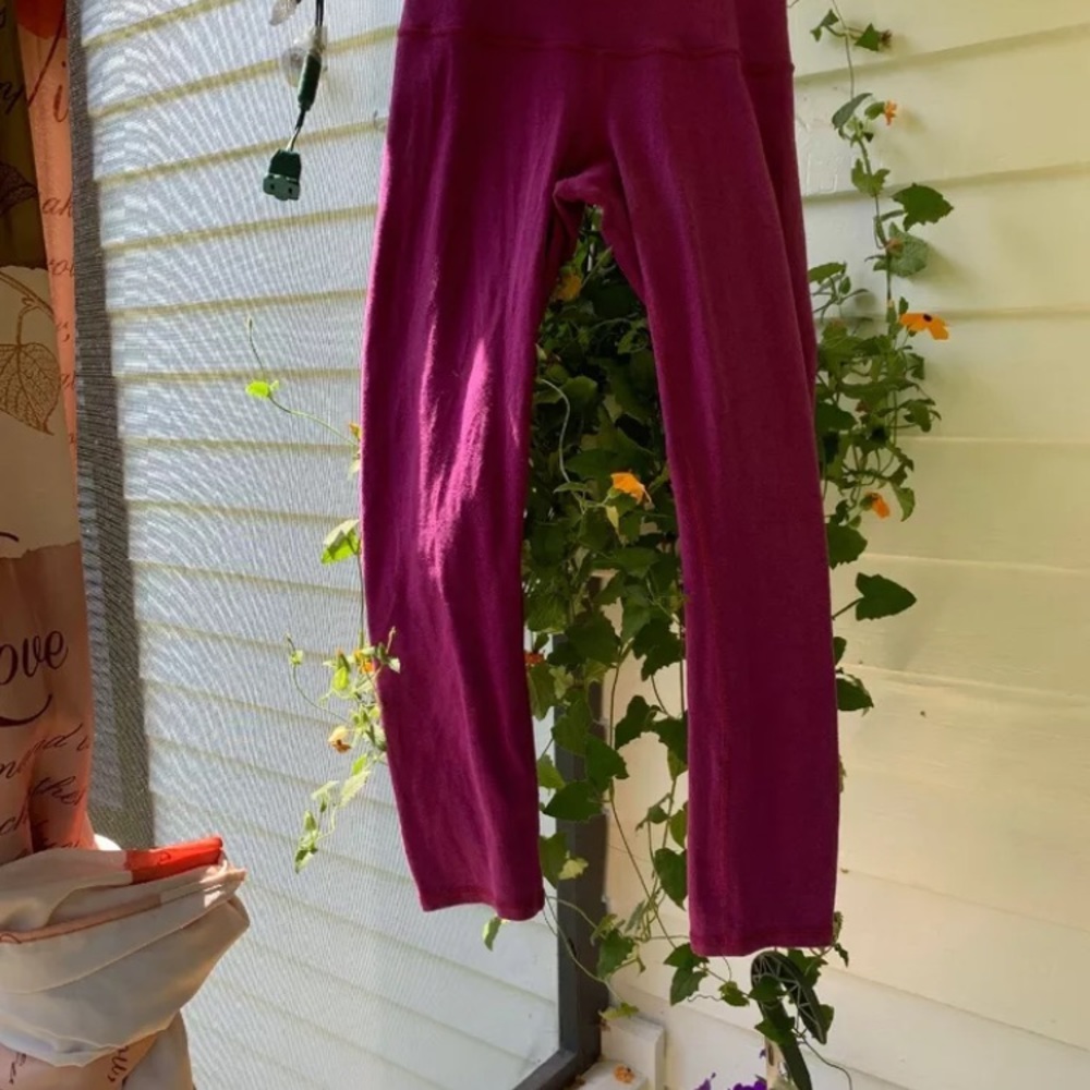 Lululemon size 4 soft suede like material